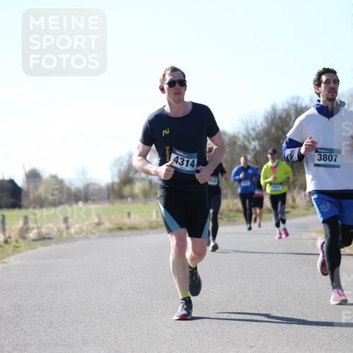 06.04.2025 - 44. Internationalen Wilhelmsburger Insellauf Jannik Wohlers http://msf.ph/oto/7597994 06.04.2025 10:37:33 Laufen 4314, 158, 3807 meine-sportfotos.de