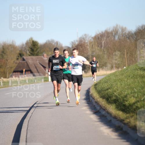 06.04.2025 - 44. Internationalen Wilhelmsburger Insellauf Jannik Wohlers http://msf.ph/oto/7598001 06.04.2025 09:17:08 Laufen 4127, 5037, 33 meine-sportfotos.de