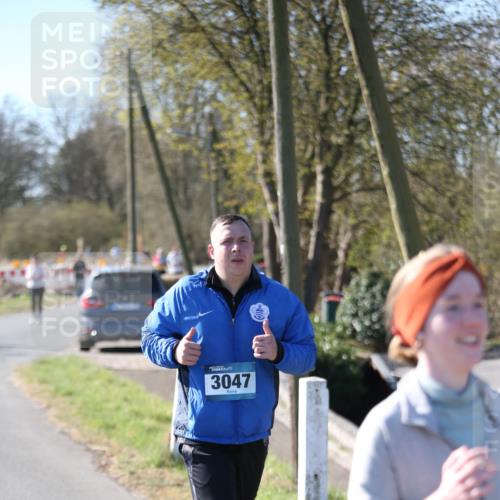 06.04.2025 - 44. Internationalen Wilhelmsburger Insellauf Jannik Wohlers http://msf.ph/oto/7598073 06.04.2025 10:37:43 Laufen 3047, 5192 meine-sportfotos.de