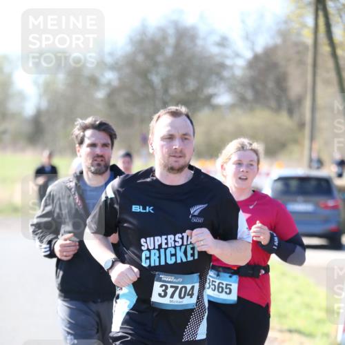 06.04.2025 - 44. Internationalen Wilhelmsburger Insellauf Jannik Wohlers http://msf.ph/oto/7598138 06.04.2025 10:37:56 Laufen 3704, 3565 meine-sportfotos.de