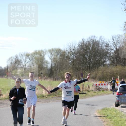 06.04.2025 - 44. Internationalen Wilhelmsburger Insellauf Jannik Wohlers http://msf.ph/oto/7598219 06.04.2025 10:38:03 Laufen 517, 4074, 4072 meine-sportfotos.de