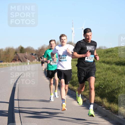 06.04.2025 - 44. Internationalen Wilhelmsburger Insellauf Jannik Wohlers http://msf.ph/oto/7598275 06.04.2025 09:17:14 Laufen 3398, 5037, 4127 meine-sportfotos.de