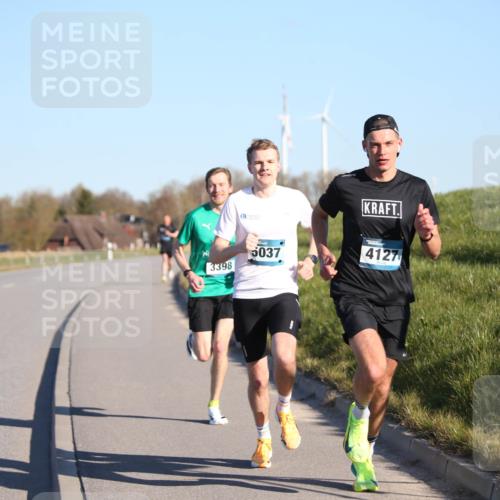 06.04.2025 - 44. Internationalen Wilhelmsburger Insellauf Jannik Wohlers http://msf.ph/oto/7598314 06.04.2025 09:17:14 Laufen 3398, 5037, 4127 meine-sportfotos.de