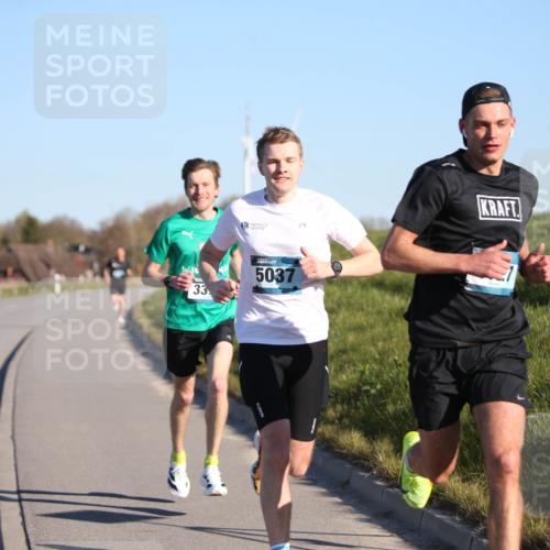 06.04.2025 - 44. Internationalen Wilhelmsburger Insellauf Jannik Wohlers http://msf.ph/oto/7598358 06.04.2025 09:17:14 Laufen 33, 5037 meine-sportfotos.de