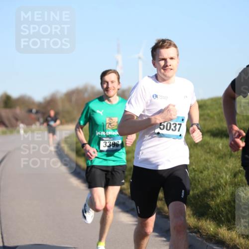 06.04.2025 - 44. Internationalen Wilhelmsburger Insellauf Jannik Wohlers http://msf.ph/oto/7598377 06.04.2025 09:17:15 Laufen 3396, 5037, 4127 meine-sportfotos.de
