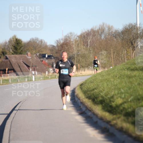 06.04.2025 - 44. Internationalen Wilhelmsburger Insellauf Jannik Wohlers http://msf.ph/oto/7598429 06.04.2025 09:17:17 Laufen 4500 meine-sportfotos.de