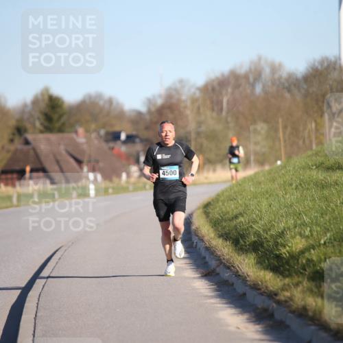 06.04.2025 - 44. Internationalen Wilhelmsburger Insellauf Jannik Wohlers http://msf.ph/oto/7598436 06.04.2025 09:17:18 Laufen 4500 meine-sportfotos.de