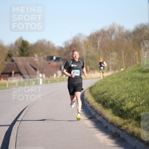 06.04.2025 - 44. Internationalen Wilhelmsburger Insellauf Jannik Wohlers http://msf.ph/oto/7598448 06.04.2025 09:17:18 Laufen 4500 meine-sportfotos.de
