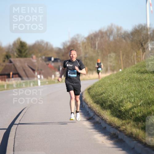 06.04.2025 - 44. Internationalen Wilhelmsburger Insellauf Jannik Wohlers http://msf.ph/oto/7598453 06.04.2025 09:17:18 Laufen 4500 meine-sportfotos.de