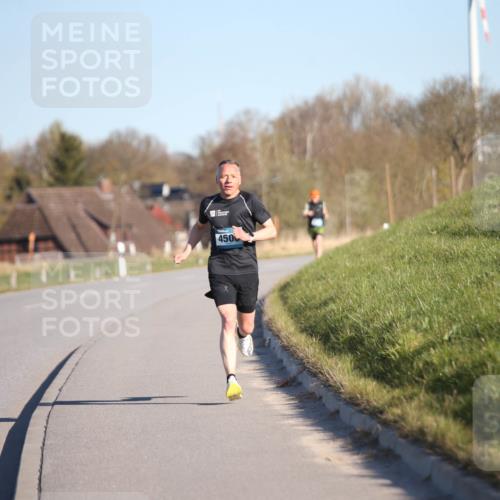 06.04.2025 - 44. Internationalen Wilhelmsburger Insellauf Jannik Wohlers http://msf.ph/oto/7598460 06.04.2025 09:17:18 Laufen 450 meine-sportfotos.de