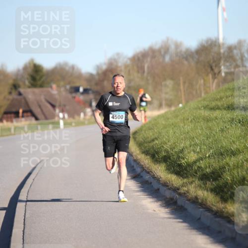 06.04.2025 - 44. Internationalen Wilhelmsburger Insellauf Jannik Wohlers http://msf.ph/oto/7598481 06.04.2025 09:17:19 Laufen 4500 meine-sportfotos.de