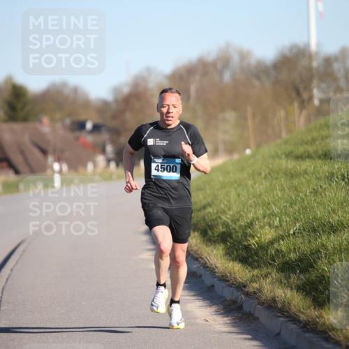 06.04.2025 - 44. Internationalen Wilhelmsburger Insellauf Jannik Wohlers http://msf.ph/oto/7598495 06.04.2025 09:17:20 Laufen 4500 meine-sportfotos.de