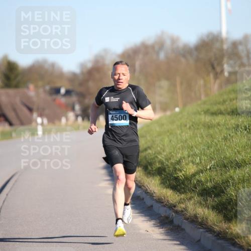 06.04.2025 - 44. Internationalen Wilhelmsburger Insellauf Jannik Wohlers http://msf.ph/oto/7598504 06.04.2025 09:17:20 Laufen 4500 meine-sportfotos.de