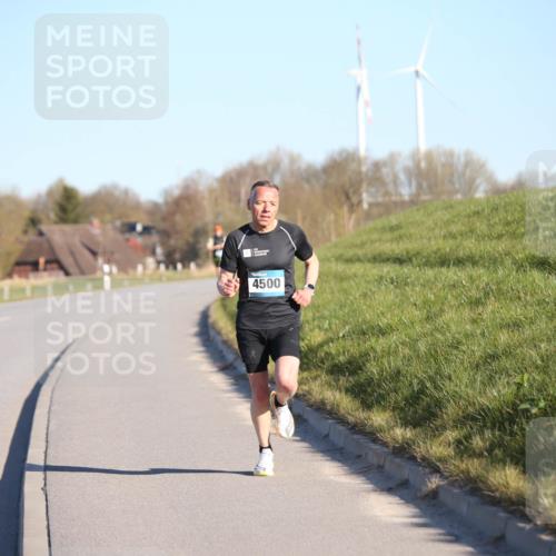 06.04.2025 - 44. Internationalen Wilhelmsburger Insellauf Jannik Wohlers http://msf.ph/oto/7598532 06.04.2025 09:17:21 Laufen 4500 meine-sportfotos.de