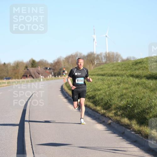 06.04.2025 - 44. Internationalen Wilhelmsburger Insellauf Jannik Wohlers http://msf.ph/oto/7598539 06.04.2025 09:17:21 Laufen 4500 meine-sportfotos.de
