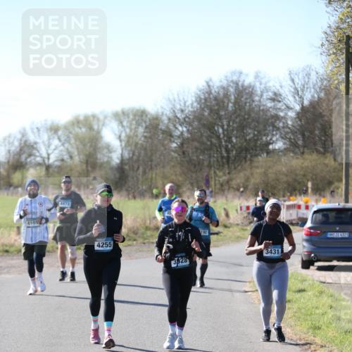 06.04.2025 - 44. Internationalen Wilhelmsburger Insellauf Jannik Wohlers http://msf.ph/oto/7598547 06.04.2025 10:38:36 Laufen 4101, 4473, 4255, 3, 28, 192, 3431, 31, 4321 meine-sportfotos.de