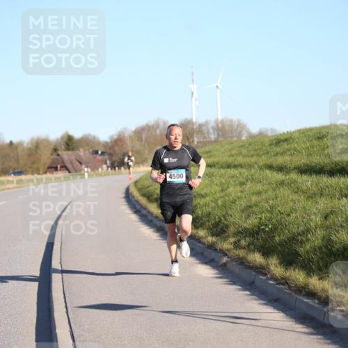06.04.2025 - 44. Internationalen Wilhelmsburger Insellauf Jannik Wohlers http://msf.ph/oto/7598579 06.04.2025 09:17:22 Laufen 4500 meine-sportfotos.de