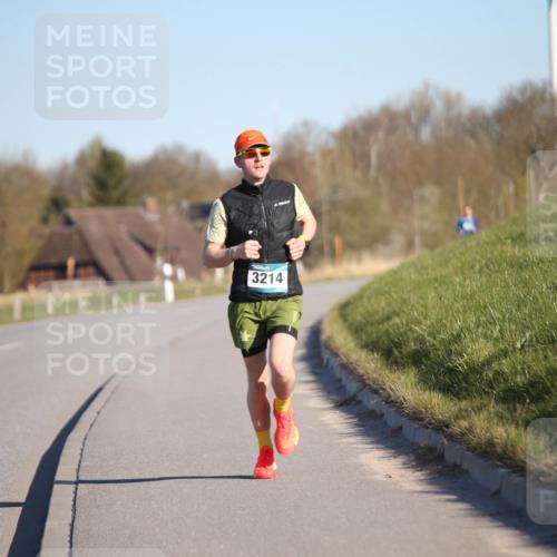 06.04.2025 - 44. Internationalen Wilhelmsburger Insellauf Jannik Wohlers http://msf.ph/oto/7598586 06.04.2025 09:17:34 Laufen 3214 meine-sportfotos.de