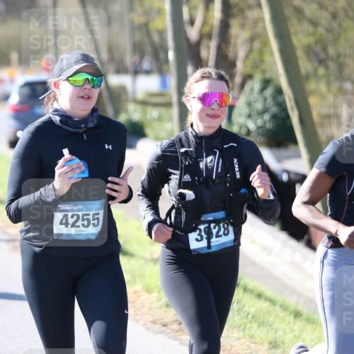 06.04.2025 - 44. Internationalen Wilhelmsburger Insellauf Jannik Wohlers http://msf.ph/oto/7598591 06.04.2025 10:38:40 Laufen 4255, 3928, 3431 meine-sportfotos.de