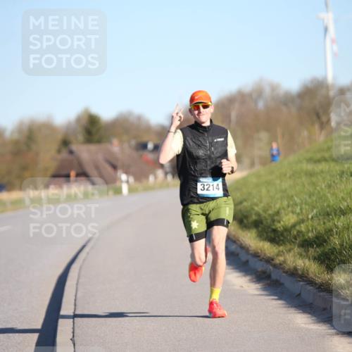 06.04.2025 - 44. Internationalen Wilhelmsburger Insellauf Jannik Wohlers http://msf.ph/oto/7598596 06.04.2025 09:17:35 Laufen 3214 meine-sportfotos.de