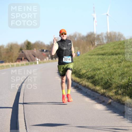 06.04.2025 - 44. Internationalen Wilhelmsburger Insellauf Jannik Wohlers http://msf.ph/oto/7598634 06.04.2025 09:17:36 Laufen 3214 meine-sportfotos.de