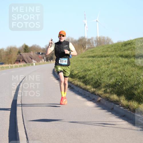 06.04.2025 - 44. Internationalen Wilhelmsburger Insellauf Jannik Wohlers http://msf.ph/oto/7598661 06.04.2025 09:17:36 Laufen 3214 meine-sportfotos.de