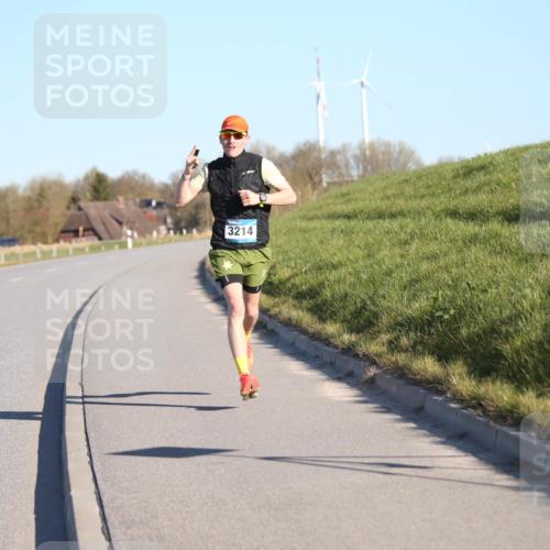 06.04.2025 - 44. Internationalen Wilhelmsburger Insellauf Jannik Wohlers http://msf.ph/oto/7598667 06.04.2025 09:17:36 Laufen 3214 meine-sportfotos.de