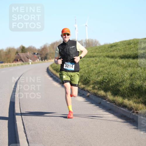 06.04.2025 - 44. Internationalen Wilhelmsburger Insellauf Jannik Wohlers http://msf.ph/oto/7598705 06.04.2025 09:17:37 Laufen 3214 meine-sportfotos.de