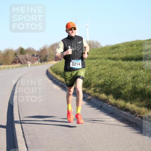 06.04.2025 - 44. Internationalen Wilhelmsburger Insellauf Jannik Wohlers http://msf.ph/oto/7598719 06.04.2025 09:17:37 Laufen 3214 meine-sportfotos.de