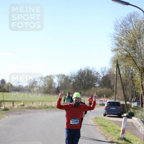 06.04.2025 - 44. Internationalen Wilhelmsburger Insellauf Jannik Wohlers http://msf.ph/oto/7598812 06.04.2025 10:38:48 Laufen 3340 meine-sportfotos.de
