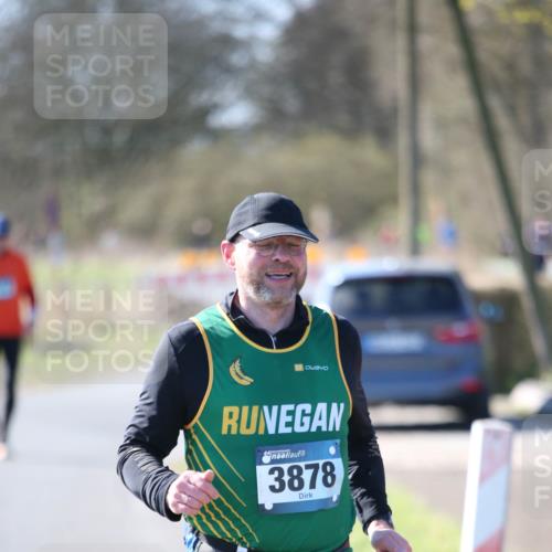 06.04.2025 - 44. Internationalen Wilhelmsburger Insellauf Jannik Wohlers http://msf.ph/oto/7598865 06.04.2025 10:38:54 Laufen 3878 meine-sportfotos.de