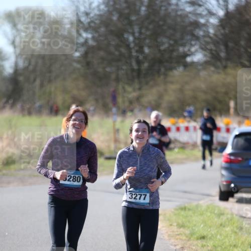 06.04.2025 - 44. Internationalen Wilhelmsburger Insellauf Jannik Wohlers http://msf.ph/oto/7598953 06.04.2025 10:39:23 Laufen 3280, 3277 meine-sportfotos.de