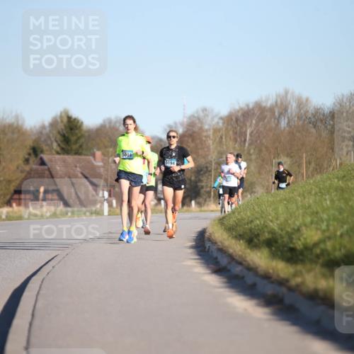 06.04.2025 - 44. Internationalen Wilhelmsburger Insellauf Jannik Wohlers http://msf.ph/oto/7598957 06.04.2025 09:18:10 Laufen 5001, 5194 meine-sportfotos.de