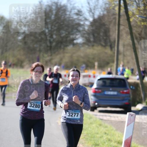 06.04.2025 - 44. Internationalen Wilhelmsburger Insellauf Jannik Wohlers http://msf.ph/oto/7598965 06.04.2025 10:39:24 Laufen 3280, 3277 meine-sportfotos.de