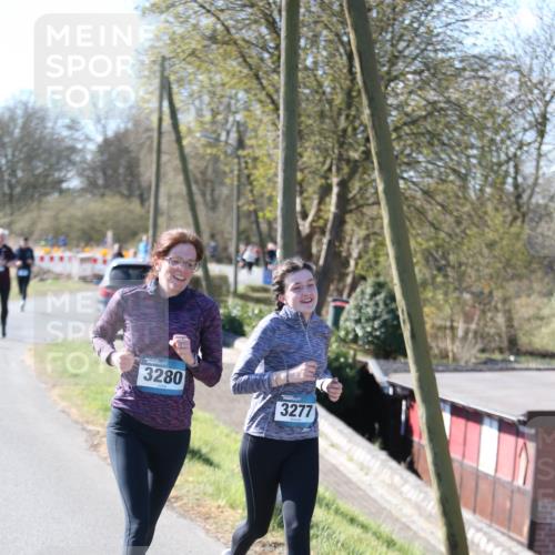 06.04.2025 - 44. Internationalen Wilhelmsburger Insellauf Jannik Wohlers http://msf.ph/oto/7599005 06.04.2025 10:39:26 Laufen 3280, 3277 meine-sportfotos.de