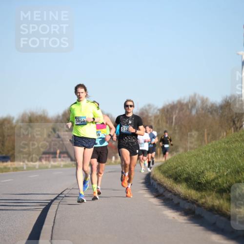 06.04.2025 - 44. Internationalen Wilhelmsburger Insellauf Jannik Wohlers http://msf.ph/oto/7599018 06.04.2025 09:18:14 Laufen 5001, 59, 519, 4677 meine-sportfotos.de