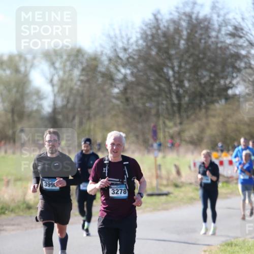 06.04.2025 - 44. Internationalen Wilhelmsburger Insellauf Jannik Wohlers http://msf.ph/oto/7599032 06.04.2025 10:39:31 Laufen 399, 3278 meine-sportfotos.de