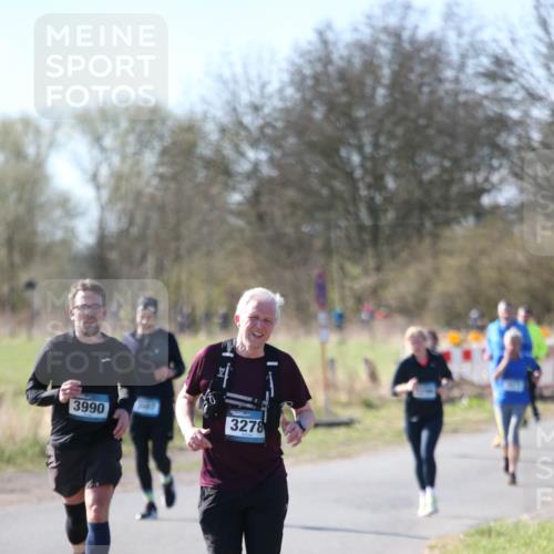 06.04.2025 - 44. Internationalen Wilhelmsburger Insellauf Jannik Wohlers http://msf.ph/oto/7599042 06.04.2025 10:39:32 Laufen 3907, 3990, 3278 meine-sportfotos.de