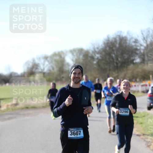 06.04.2025 - 44. Internationalen Wilhelmsburger Insellauf Jannik Wohlers http://msf.ph/oto/7599121 06.04.2025 10:39:41 Laufen 3607, 1073, 3296 meine-sportfotos.de