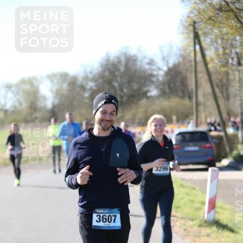 06.04.2025 - 44. Internationalen Wilhelmsburger Insellauf Jannik Wohlers http://msf.ph/oto/7599139 06.04.2025 10:39:42 Laufen 3607, 3296 meine-sportfotos.de