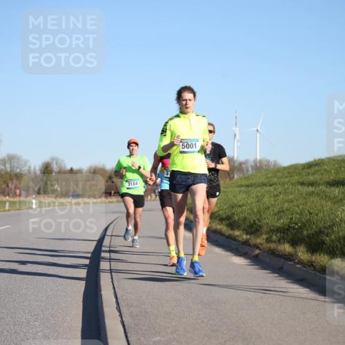 06.04.2025 - 44. Internationalen Wilhelmsburger Insellauf Jannik Wohlers http://msf.ph/oto/7599155 06.04.2025 09:18:18 Laufen 3184, 5001 meine-sportfotos.de