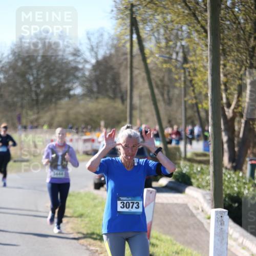 06.04.2025 - 44. Internationalen Wilhelmsburger Insellauf Jannik Wohlers http://msf.ph/oto/7599175 06.04.2025 10:39:45 Laufen 3073 meine-sportfotos.de