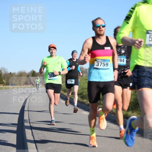 06.04.2025 - 44. Internationalen Wilhelmsburger Insellauf Jannik Wohlers http://msf.ph/oto/7599215 06.04.2025 09:18:19 Laufen 3184, 3399, 3759, 194, 5001 meine-sportfotos.de