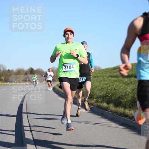 06.04.2025 - 44. Internationalen Wilhelmsburger Insellauf Jannik Wohlers http://msf.ph/oto/7599266 06.04.2025 09:18:20 Laufen 3184, 8399, 3759 meine-sportfotos.de
