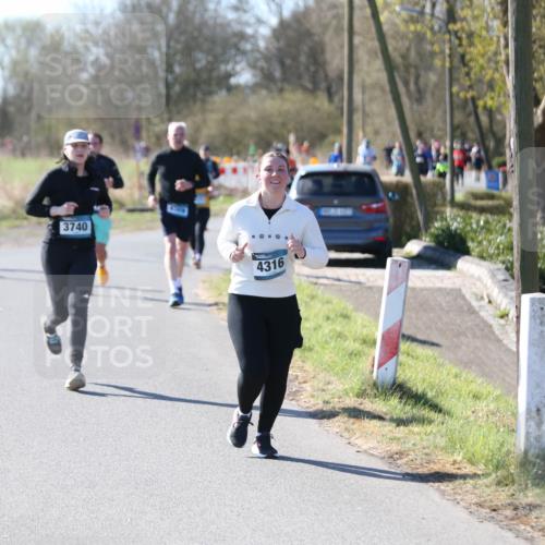 06.04.2025 - 44. Internationalen Wilhelmsburger Insellauf Jannik Wohlers http://msf.ph/oto/7599274 06.04.2025 10:40:04 Laufen 3740, 4316 meine-sportfotos.de