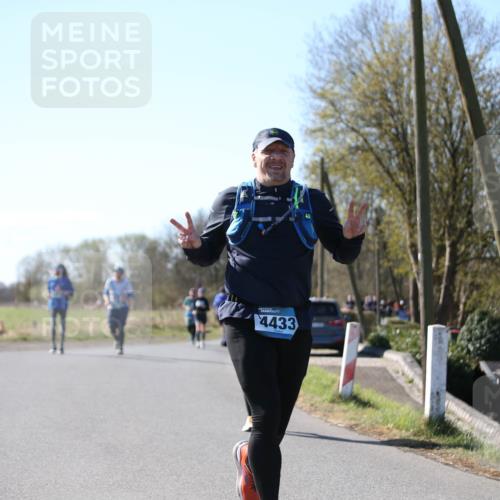 06.04.2025 - 44. Internationalen Wilhelmsburger Insellauf Jannik Wohlers http://msf.ph/oto/7599435 06.04.2025 10:40:22 Laufen 4433 meine-sportfotos.de
