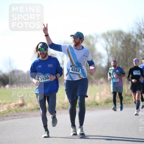 06.04.2025 - 44. Internationalen Wilhelmsburger Insellauf Jannik Wohlers http://msf.ph/oto/7599466 06.04.2025 10:40:26 Laufen 3930, 4562, 3149, 1582, 4217, 4680, 3666 meine-sportfotos.de