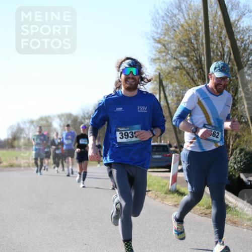 06.04.2025 - 44. Internationalen Wilhelmsburger Insellauf Jannik Wohlers http://msf.ph/oto/7599542 06.04.2025 10:40:30 Laufen 393, 562 meine-sportfotos.de