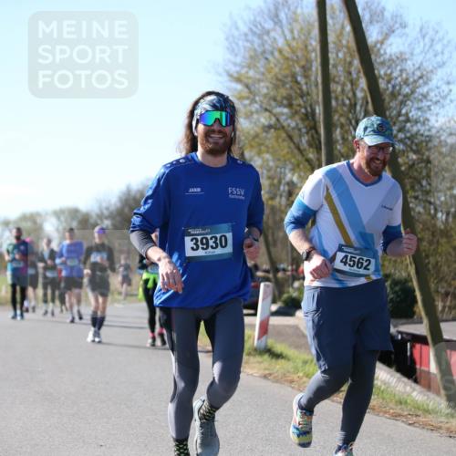 06.04.2025 - 44. Internationalen Wilhelmsburger Insellauf Jannik Wohlers http://msf.ph/oto/7599543 06.04.2025 10:40:30 Laufen 3930, 4562 meine-sportfotos.de