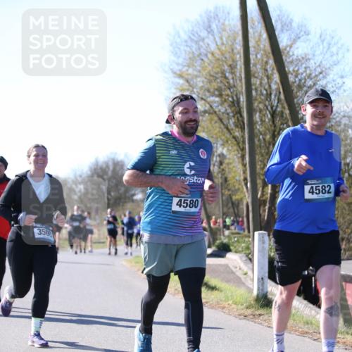 06.04.2025 - 44. Internationalen Wilhelmsburger Insellauf Jannik Wohlers http://msf.ph/oto/7599625 06.04.2025 10:40:38 Laufen 30, 3533, 3500, 4582, 4580 meine-sportfotos.de
